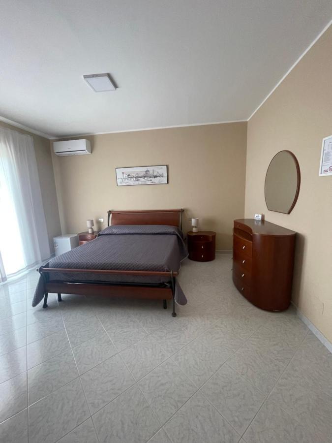Dolci Sogni Bed & Breakfast Mugnano del Cardinale Bagian luar foto